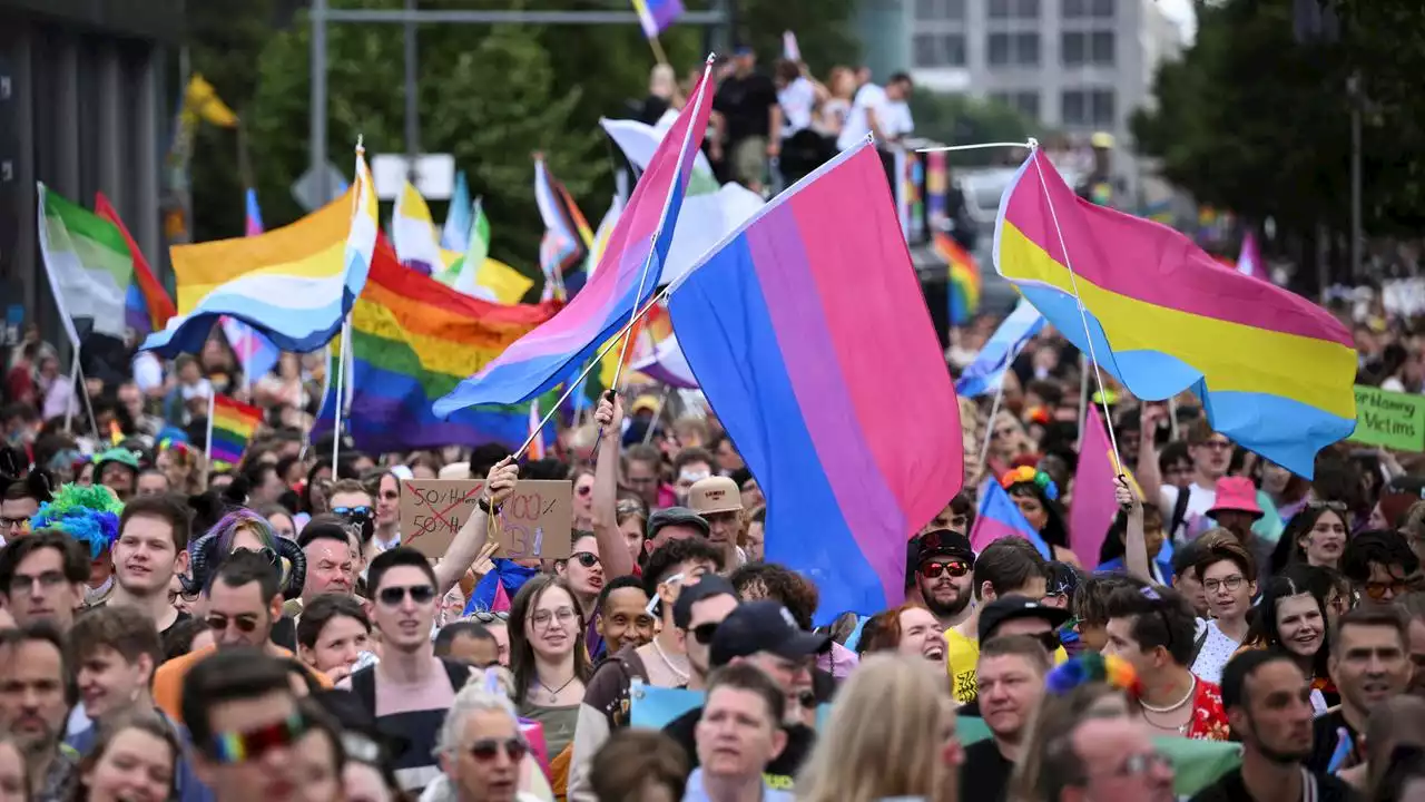 Berlin feiert CSD: Veranstalter: 'Sind hier nicht zum Spaß'