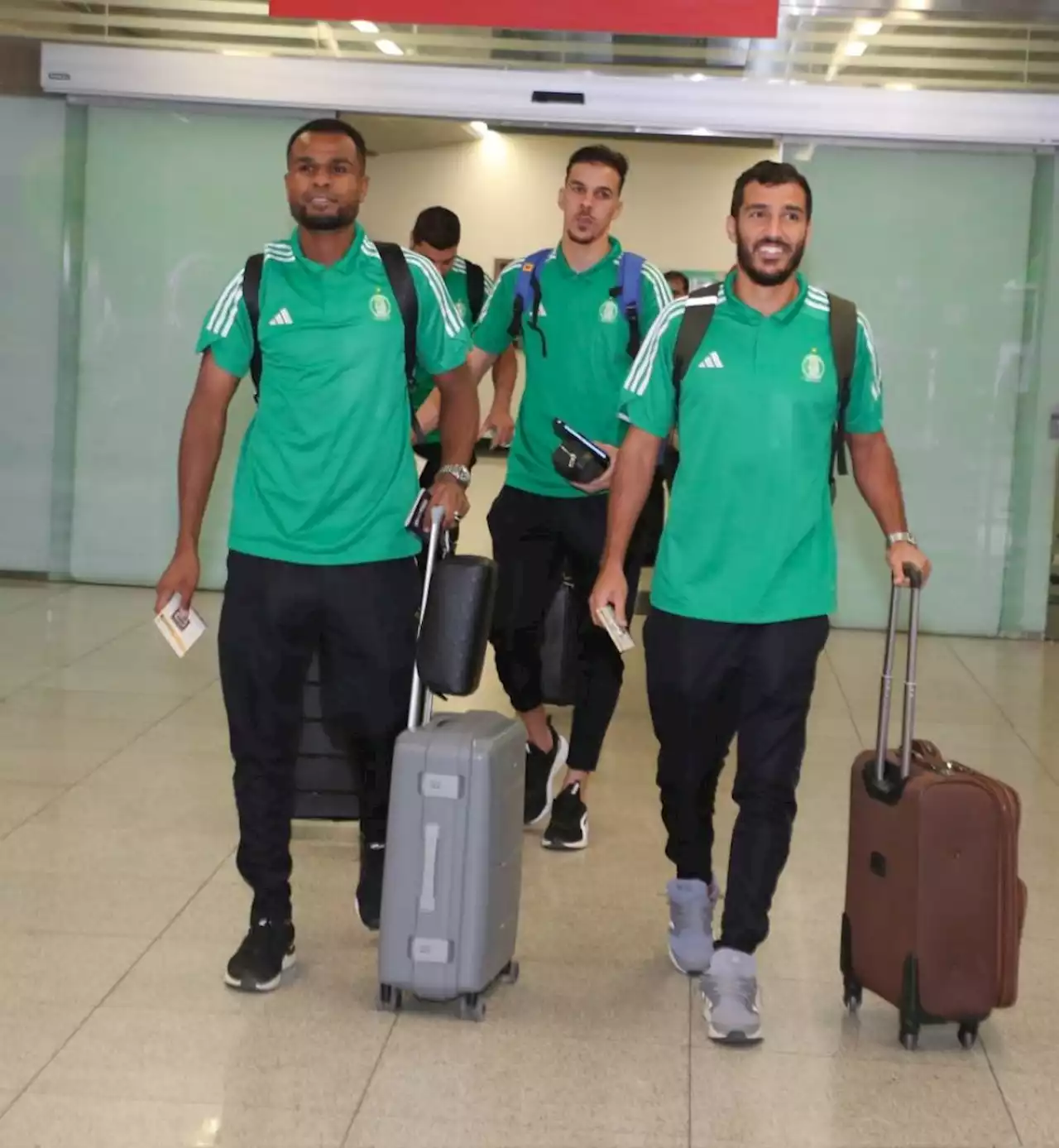 أسفرت بقدومك الدار يا غالي