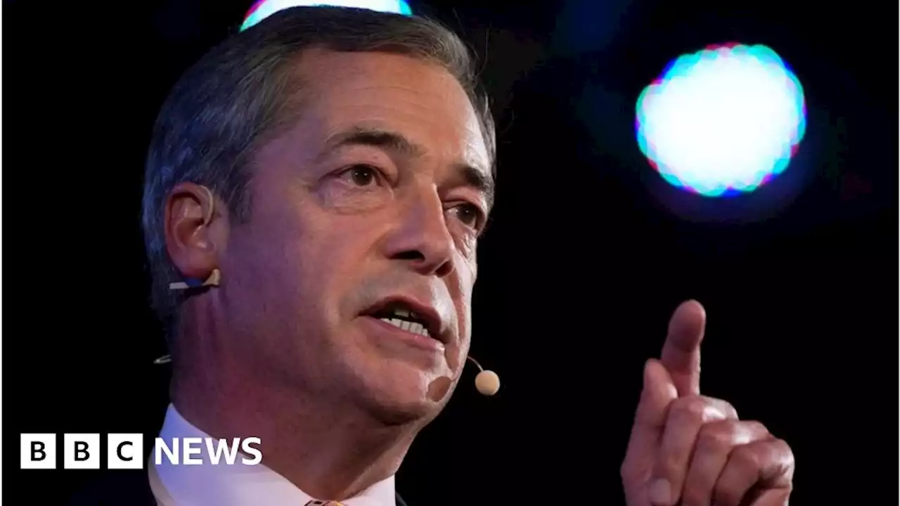 Treasury to meet bank bosses over Farage row