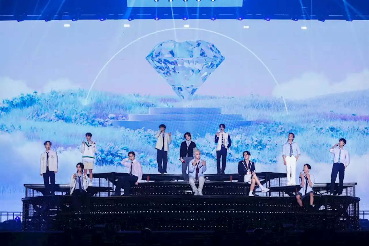 Opinião: SEVENTEEN entrega show de quase quatro horas cheio de energia na turnê “FOLLOW“ TO SEOUL