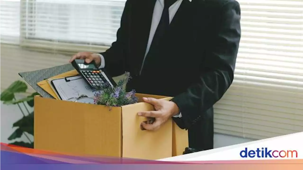 Cuma Ingin Pamer Kekuasaan, Perusahaan Ini Pecat Karyawan Terbaiknya