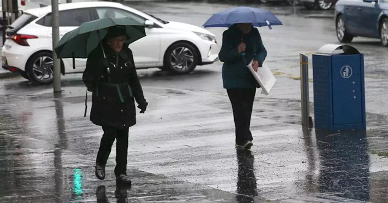 Met Eireann issues weather alert as 13 counties to be battered by heavy rain