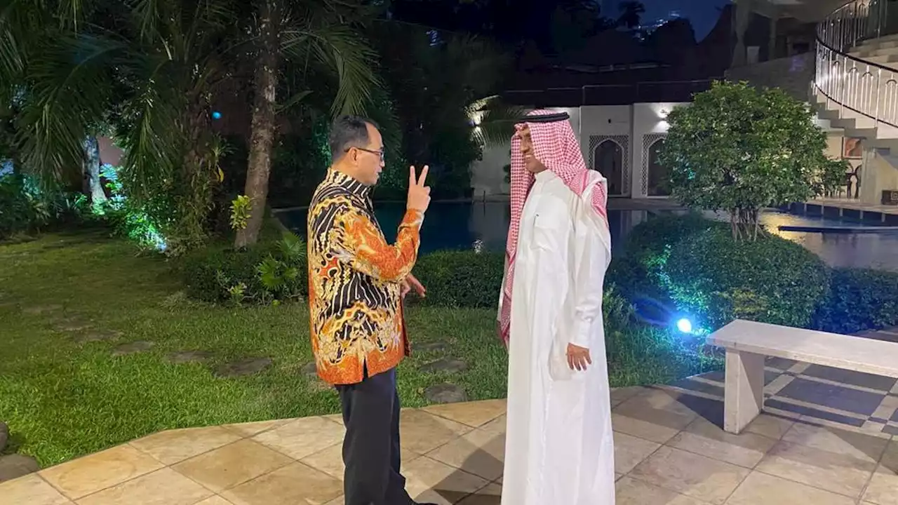 Temui Dubes Arab Saudi, Menhub Bahas Layanan Umrah hingga Promosi Bandara Kertajati