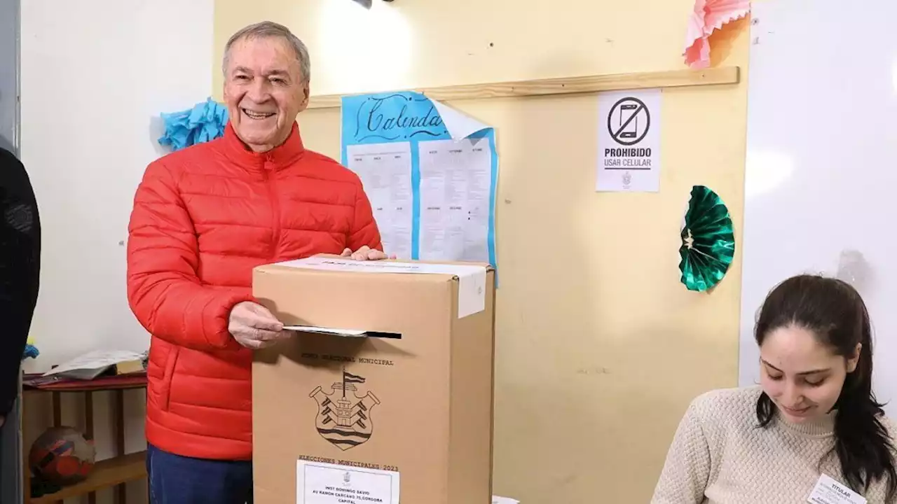 Schiaretti convocó a “votar masivamente” para elegir intendente de la ciudad de Córdoba