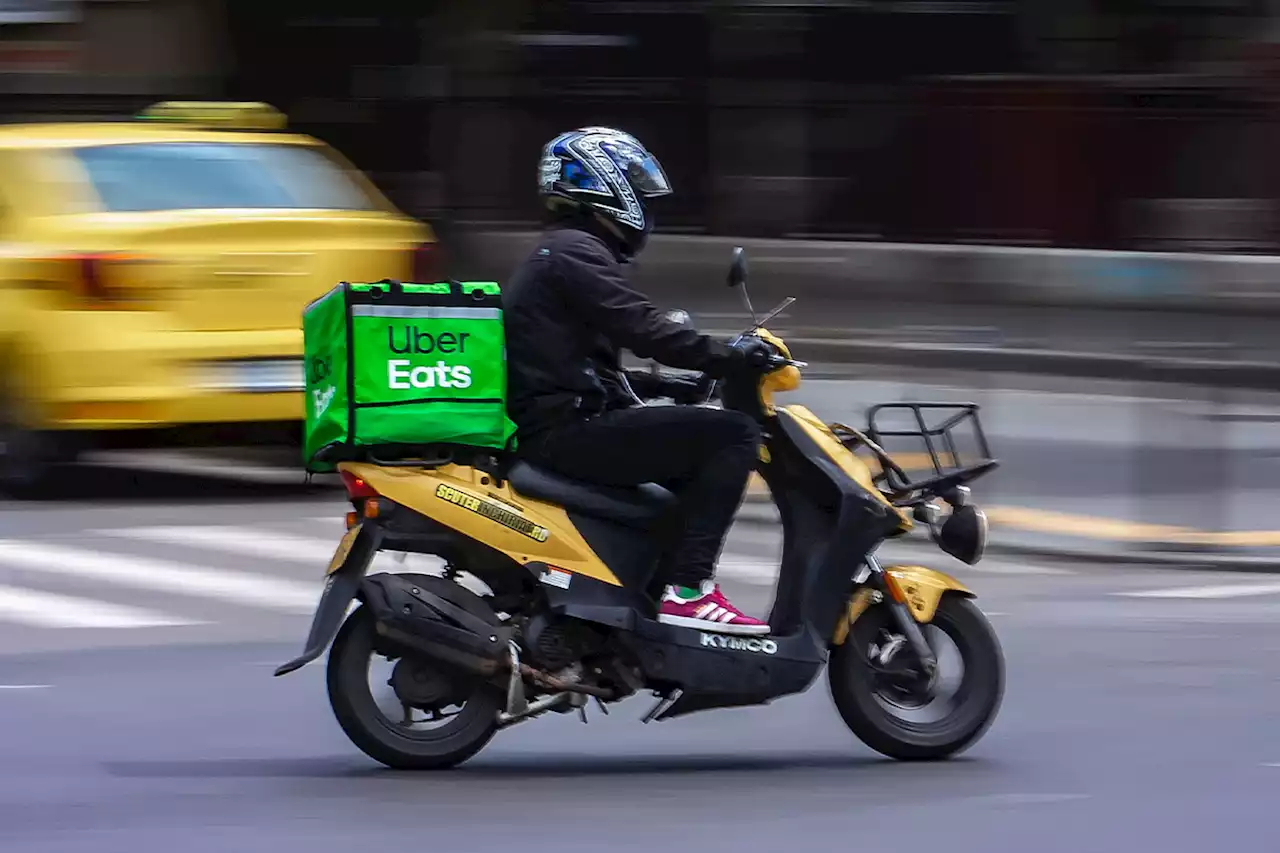 I raced Uber Eats to KFC and back — the winner took less than half the time