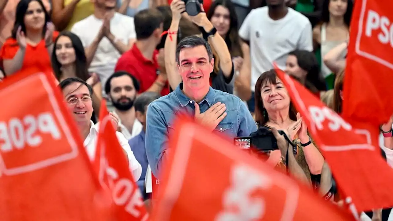 España decide si gira a la derecha o da continuidad a Pedro Sánchez | Por primera vez desde la Transición, los neofranquistas van a las urnas con opciones de entrar en el Gobierno