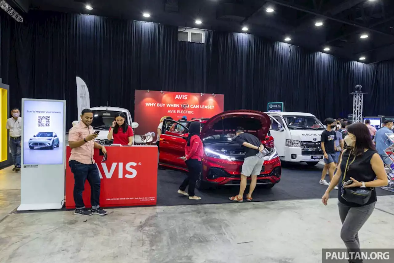 EVx 2023: Avis offering short-term EV rentals - BYD Atto 3 fr RM198/day; CAF CE1 EV panel van on display - paultan.org