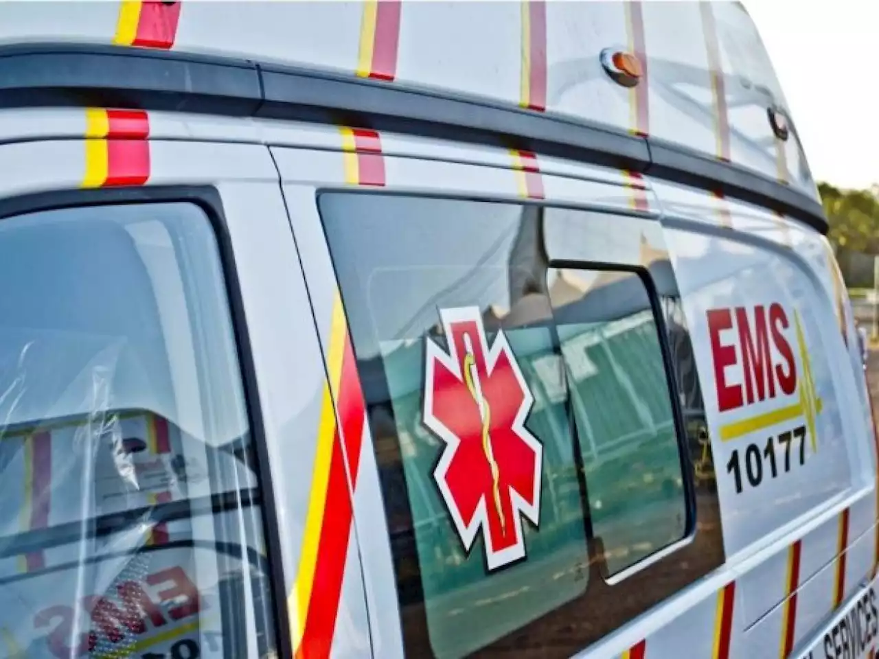 Ambulance recovered after being hijacked during bogus distress call in Pretoria - SABC News