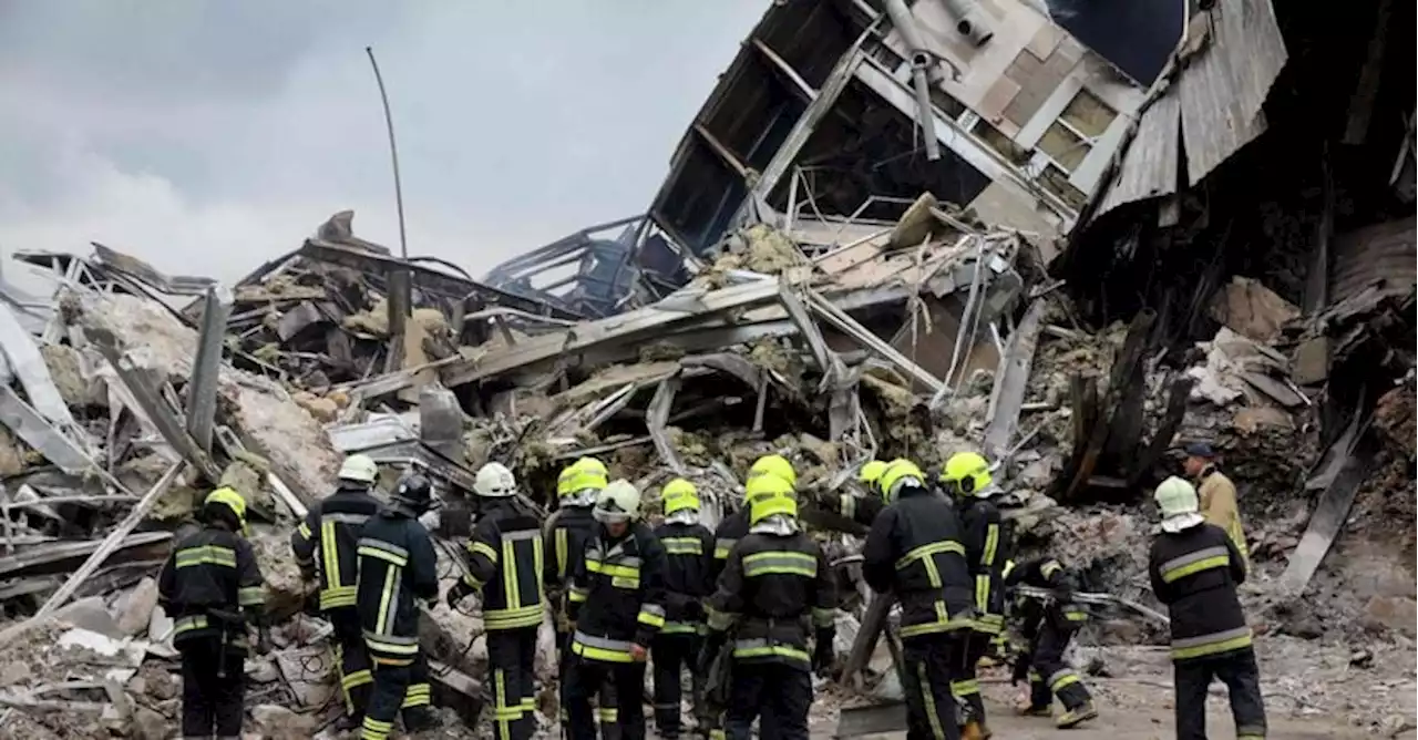 Bombe su Odessa, colpita cattedrale ortodossa. Morto milionario russo legato ai servizi. Lukashenko a San Pietroburgo