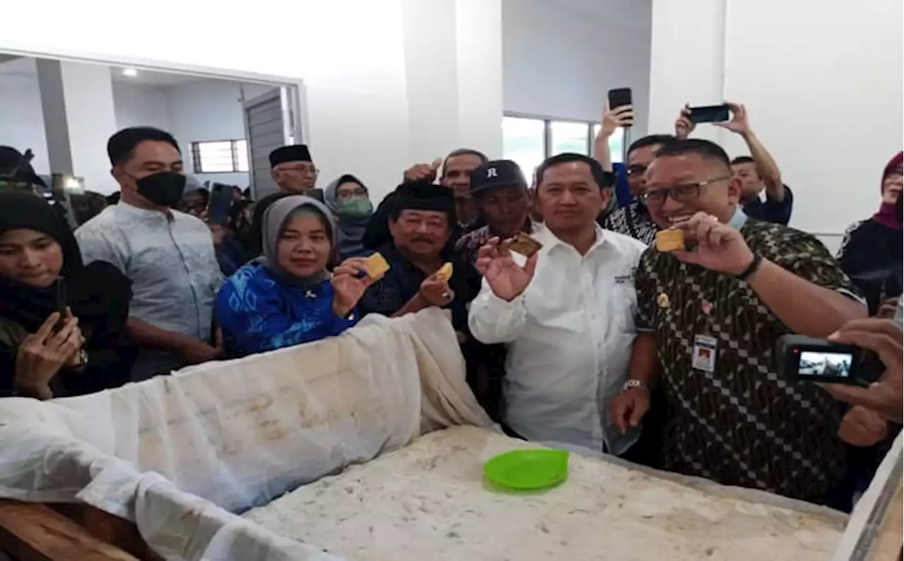 Cerita di Balik Pembuatan Tahu Terbesar Pecahkan Rekor Muri di HUT Salatiga