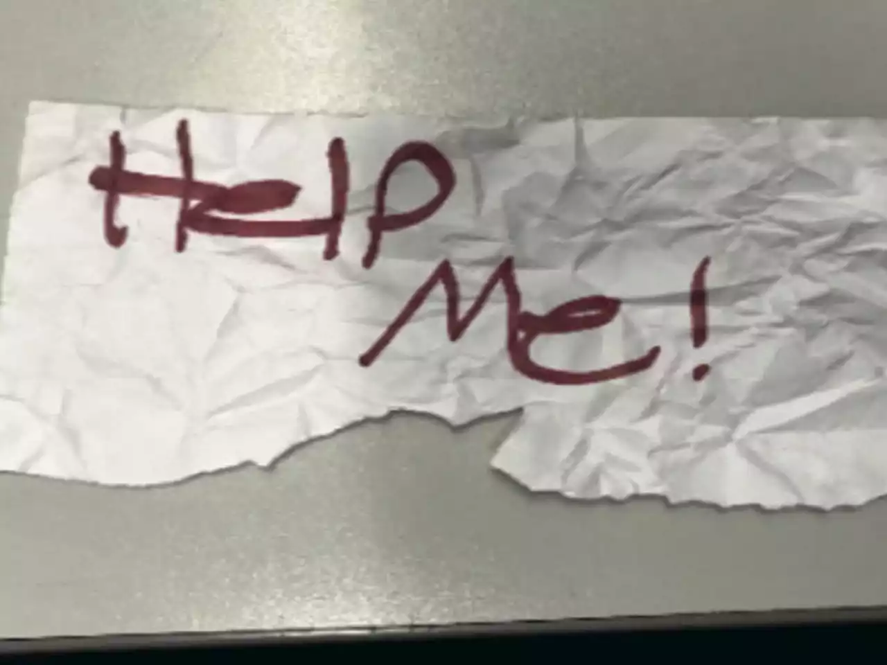 ’Help me’ sign leads to rescue of kidnapped Texas girl in Southern California