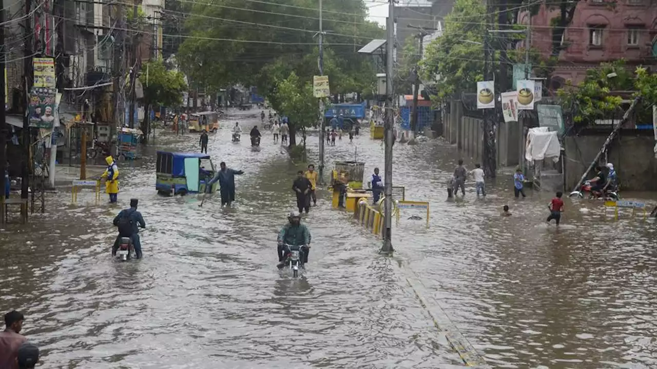 More than a dozen killed as massive rains lash Pakistan