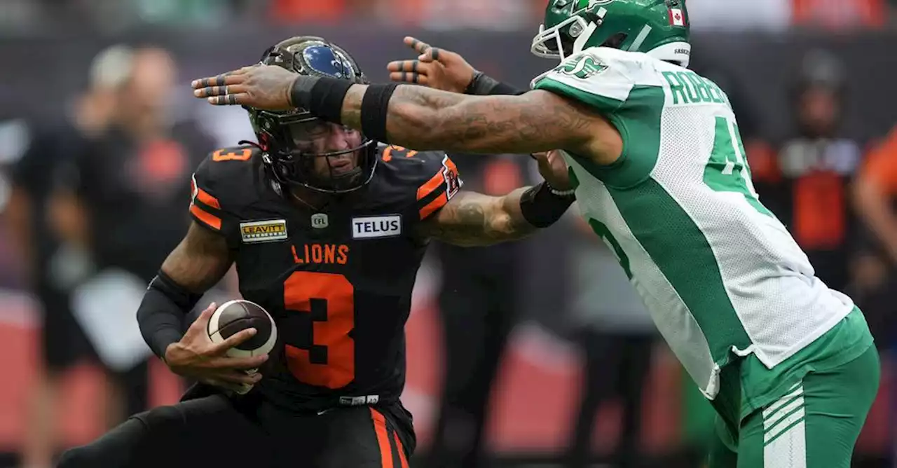 BC Lions QB Vernon Adams Jr. suffers knee injury, will undergo further evaluation | TSN