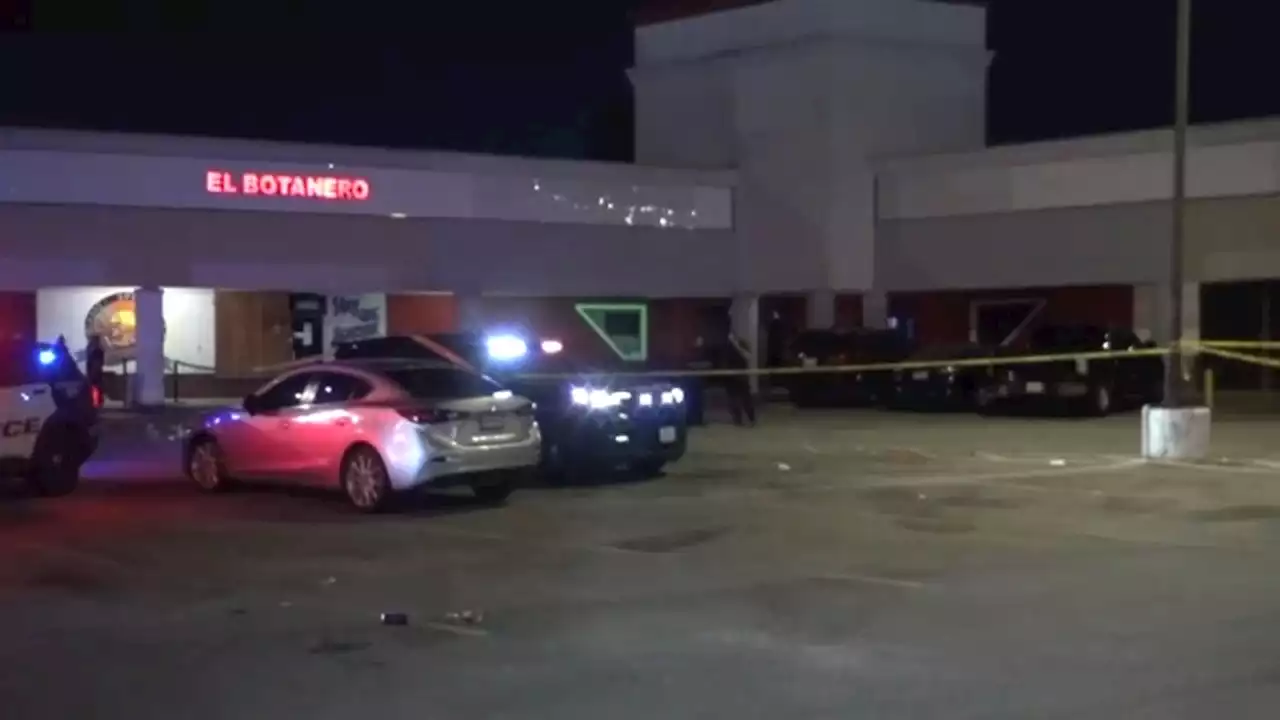 1 killed, 4 injured after being shot inside SE Houston after-hours club, HPD says