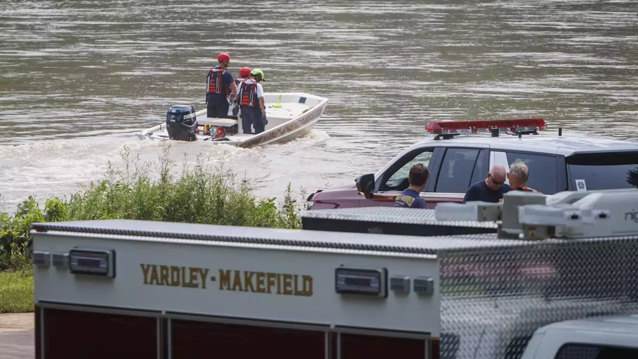 Police narrow search for infant lost in flash flood, after 2-year-old sister's body found