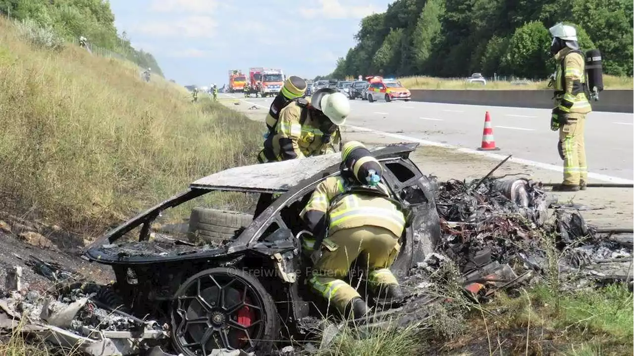 Nach Unfall auf A8 bei Sulzemoos ausgebrannt: DAS war mal ein Lamborghini