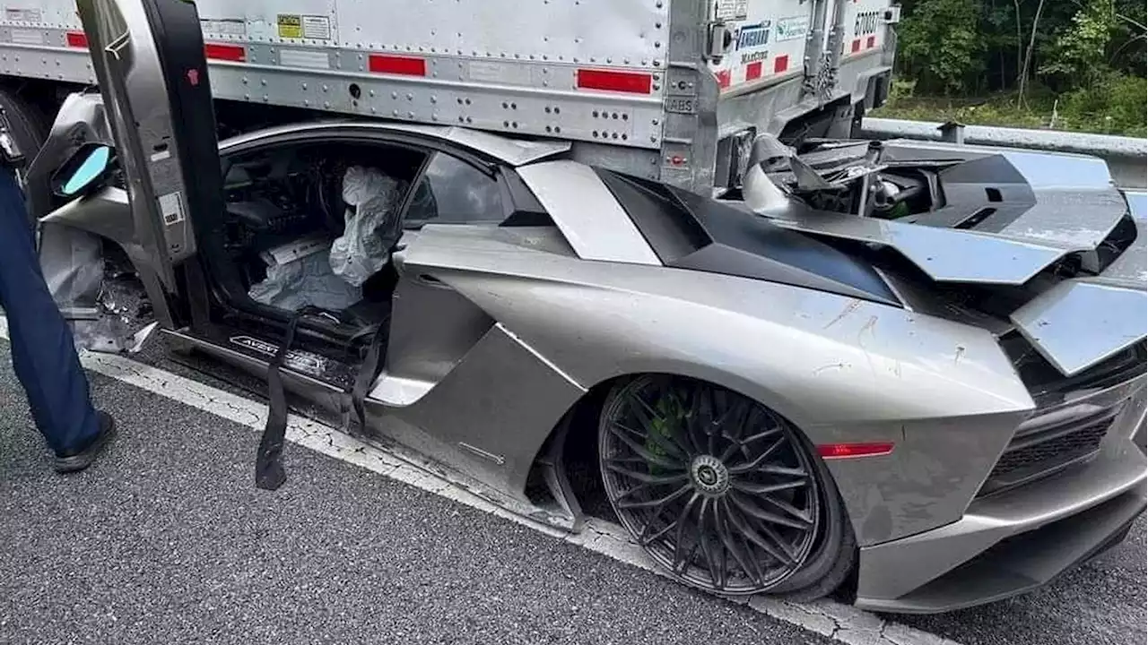 Speeding Lamborghini Aventador Wedged Under 18 Wheeler, Driver Miraculously Walks Away | Carscoops