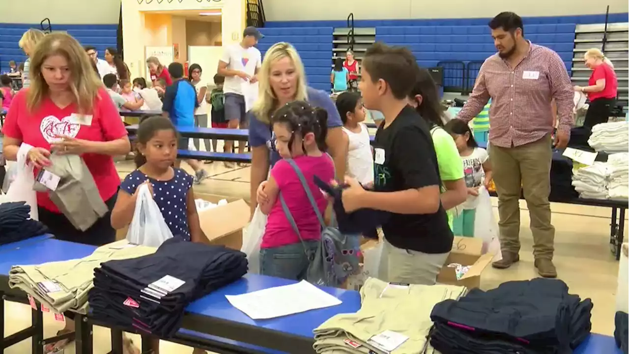 Manos de Cristo hosts back-to-school program benefiting 1,500 Central Texas children