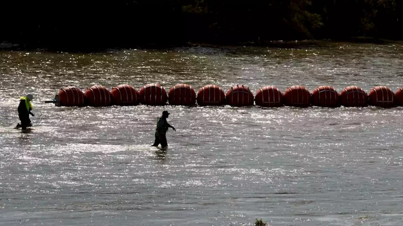 Texas governor to defy DOJ request to remove floating barriers in Rio Grande: 'Texas will see you in court, Mr. President' | CNN Politics