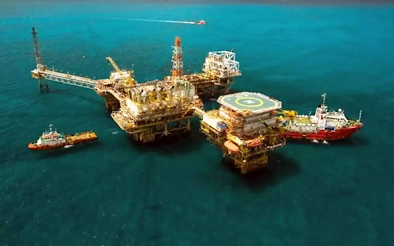 Petronas discovers oil and gas in Sarawak basin