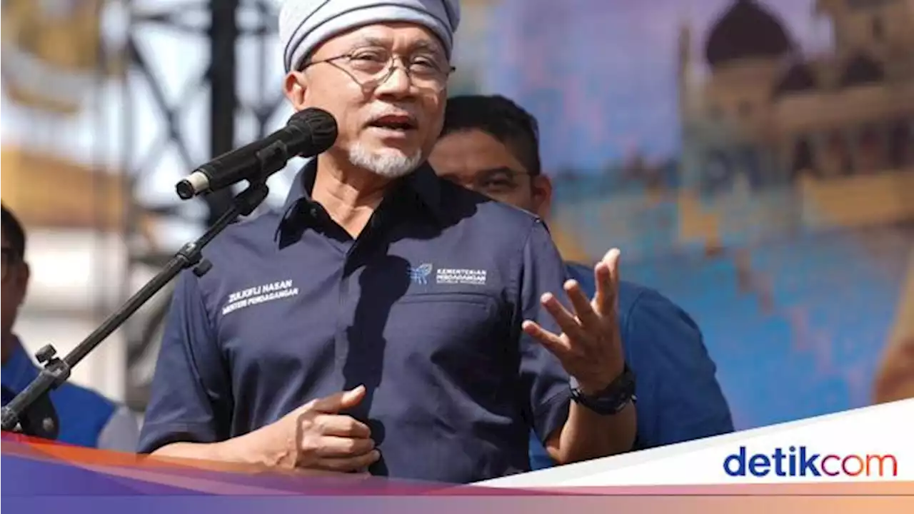 Neraca Dagang RI Surplus, Zulhas Sebut Ada Peran Ganjar di Jateng