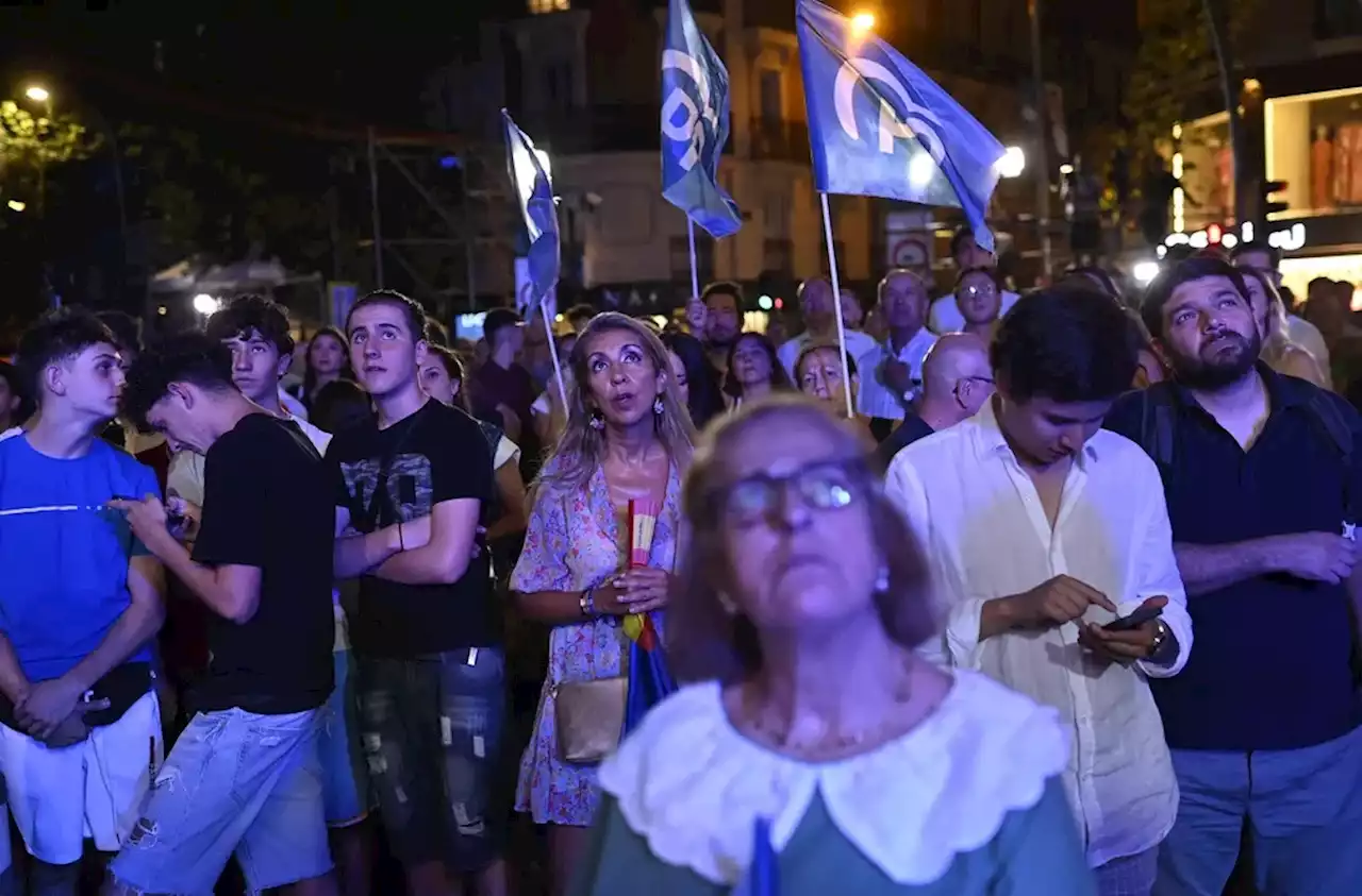 Direita vence eleições da Espanha, mas sem maioria para governar