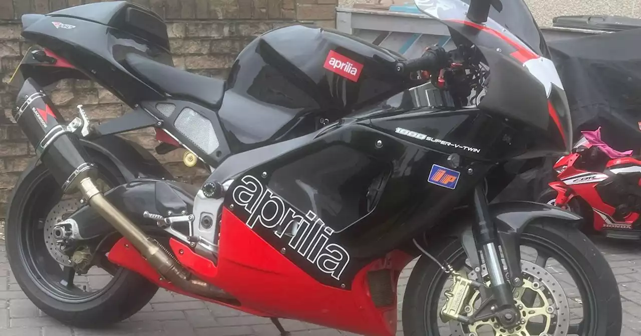 Police searching for motorbike stolen in early morning incident in Yoker