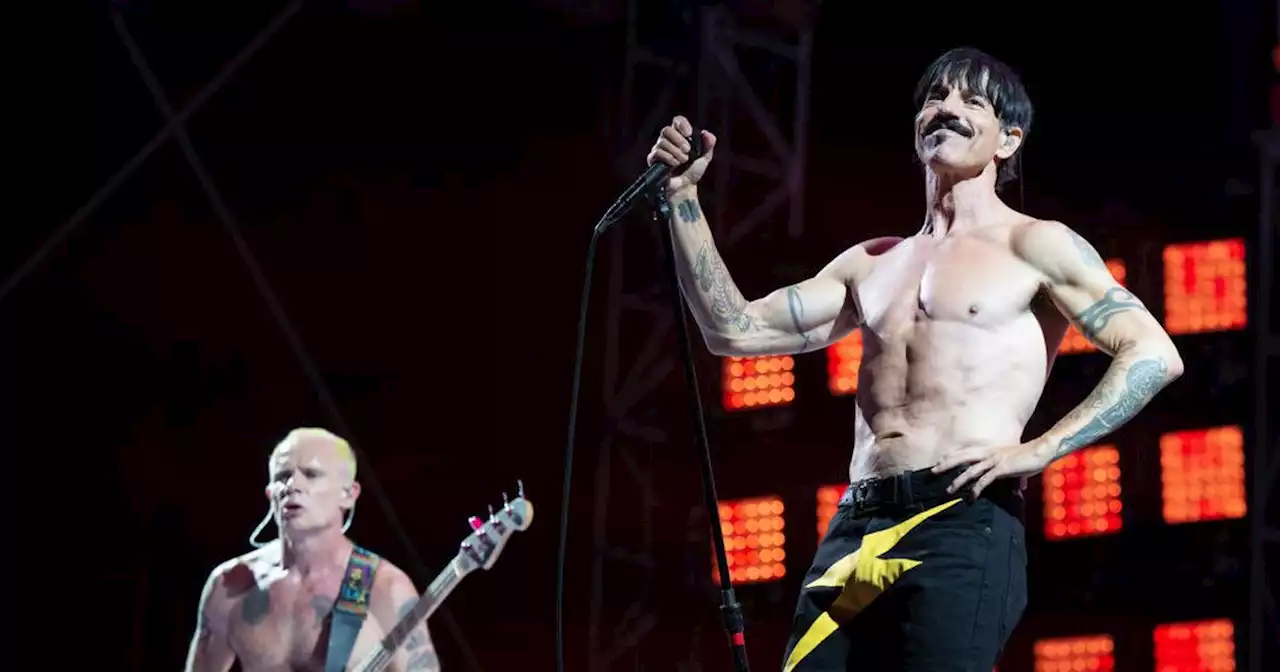 Red Hot Chili Peppers order huge takeaway from Glasgow bar after Hampden show