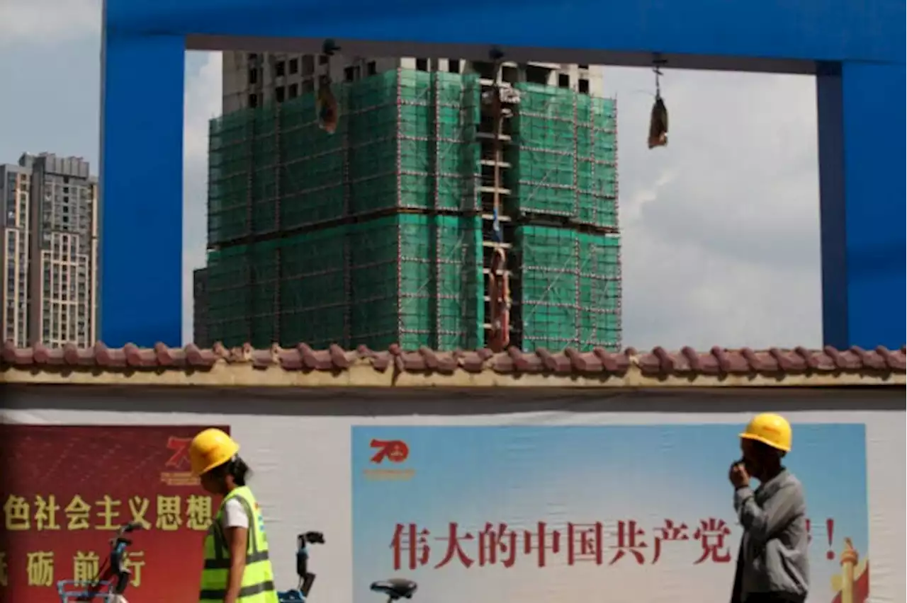 China property developers’ shares, bonds slump as sector worries deepen