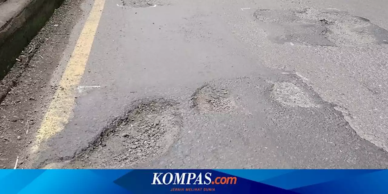 Alasan Kenapa Harus Menghindari Jalan Berlubang Saat Mengemudi