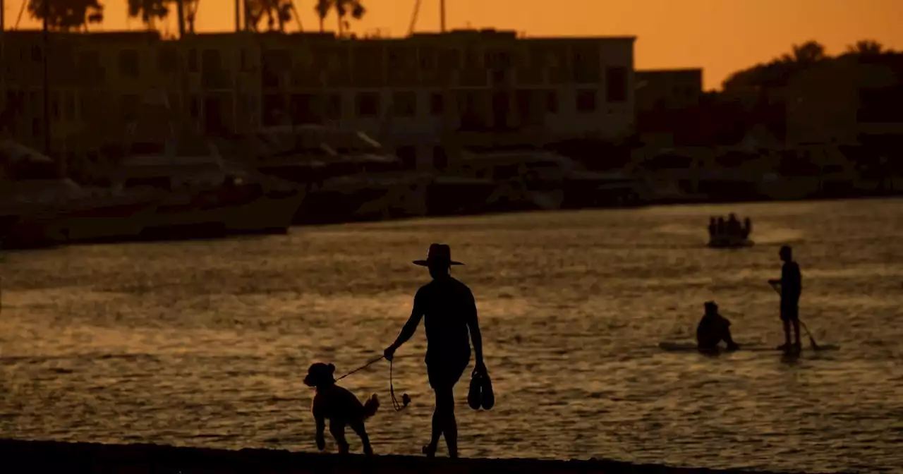 California forecasters warn of dangerous heat and isolated thunderstorms