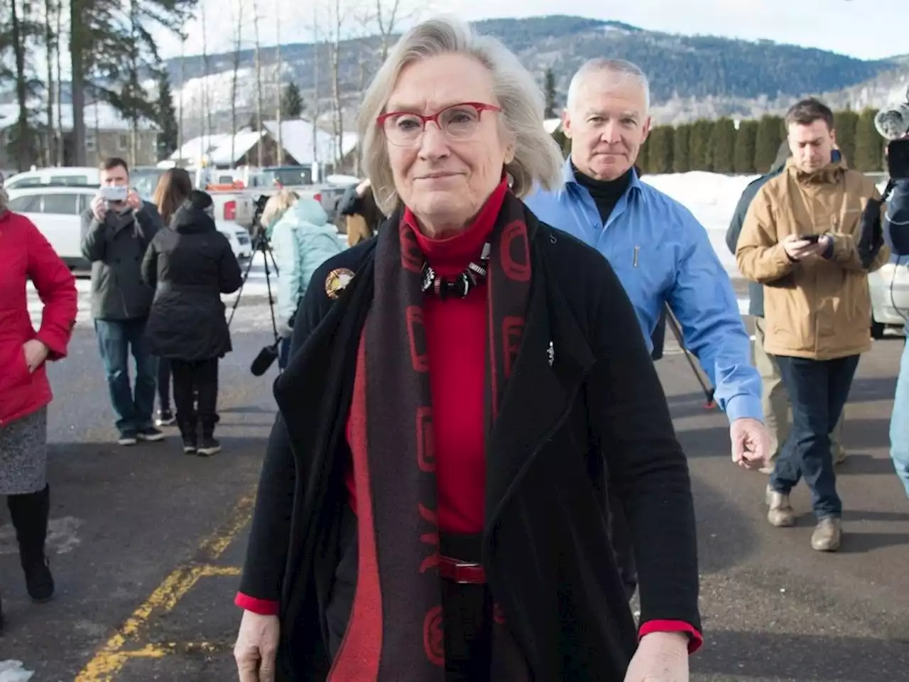 Liberal cabinet minister Carolyn Bennett announces she will not run again