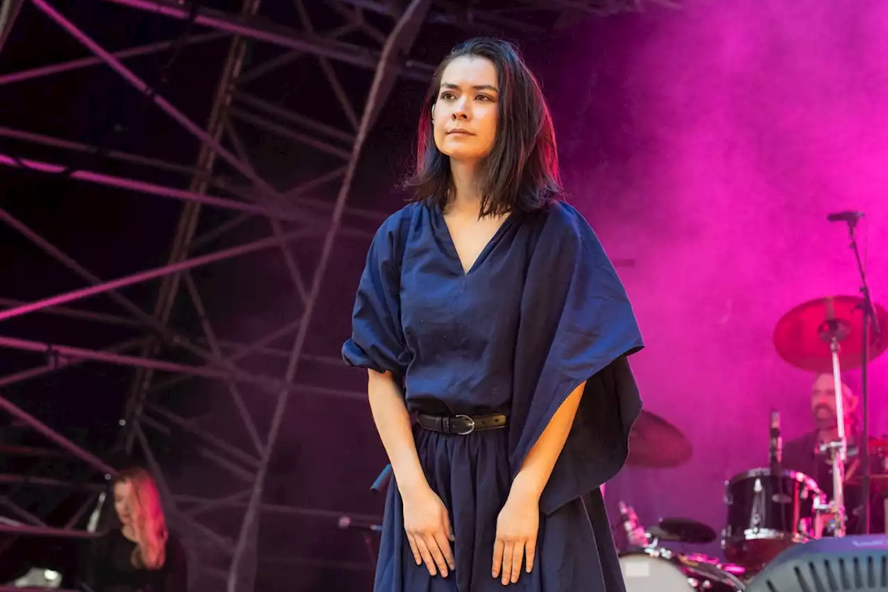 Mitski Announced Her New Album Via Voice Memo