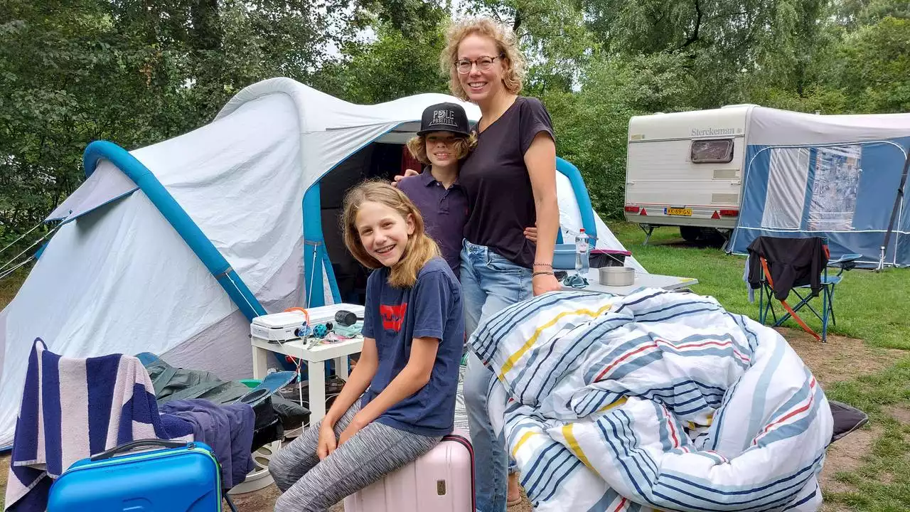 Tussen de buien door is het prima op de camping: 'Geen hitte of bosbranden'