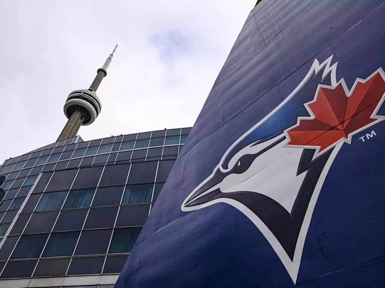 Blue Jays sign third-round pick Juaron Watts-Brown out of Oklahoma State University