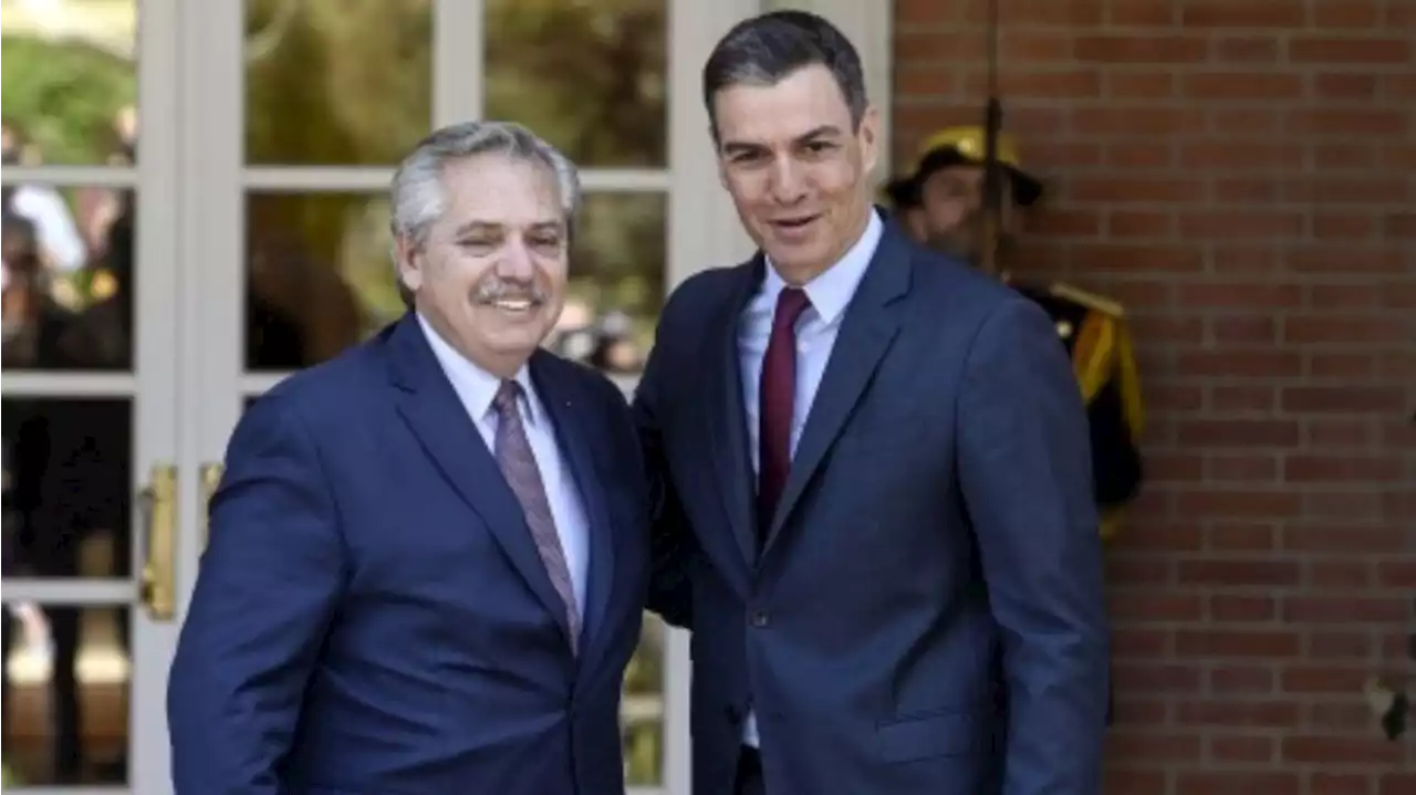 Alberto Fernández felicitó a Pedro Sánchez