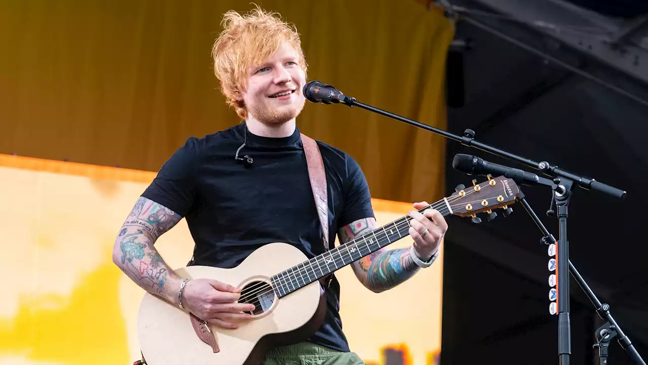 Ed Sheeran Surprises Nashville Pub With Backstreet Boys, One Direction Karaoke