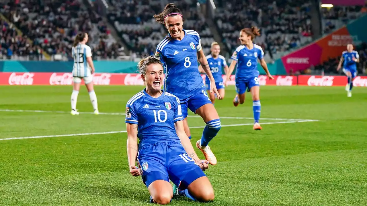 Italien besiegt Argentinien bei der WM der Frauen in Auckland mit 1:0