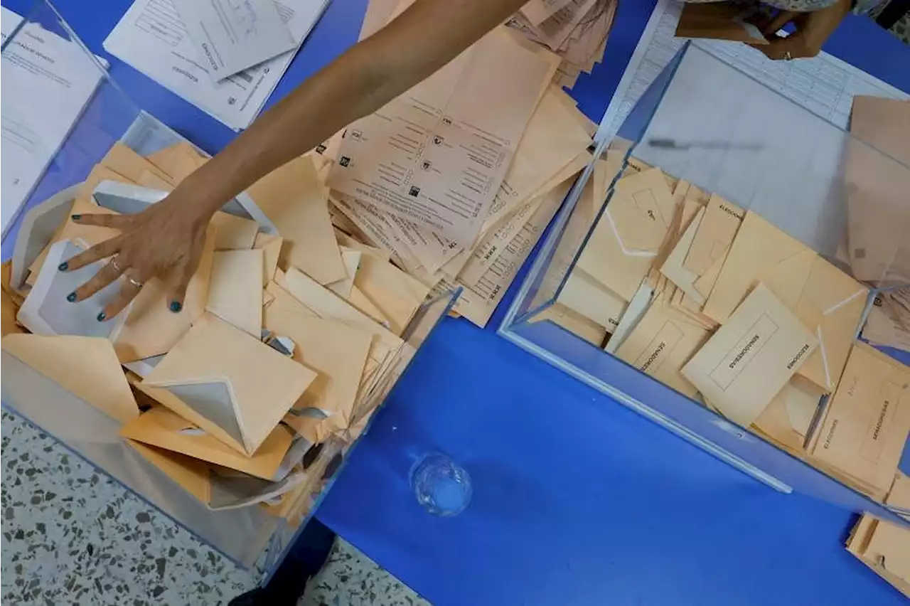 Hung parliament beckons in Spain with 80% of votes counted