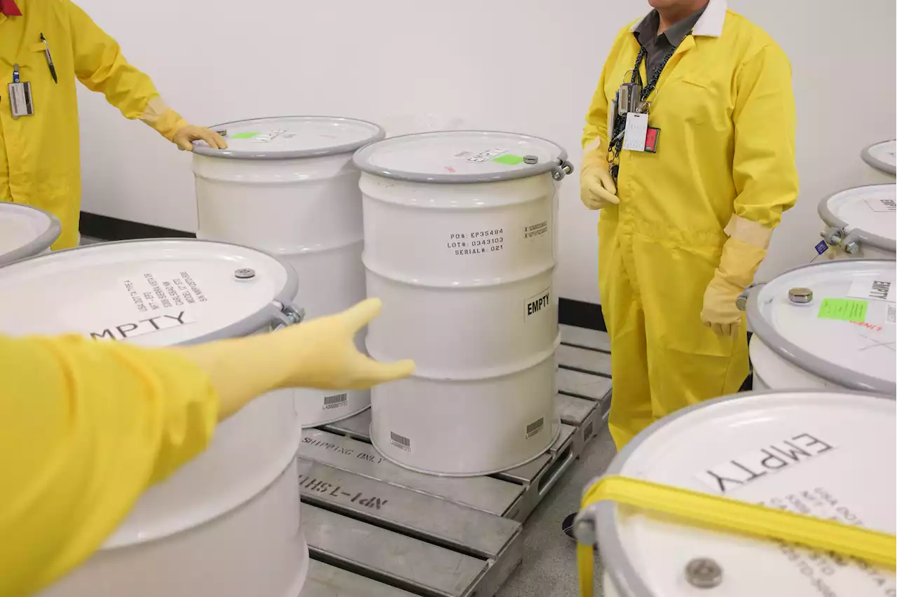 Inside the Los Alamos Lab Making Nuclear Bomb Parts Again