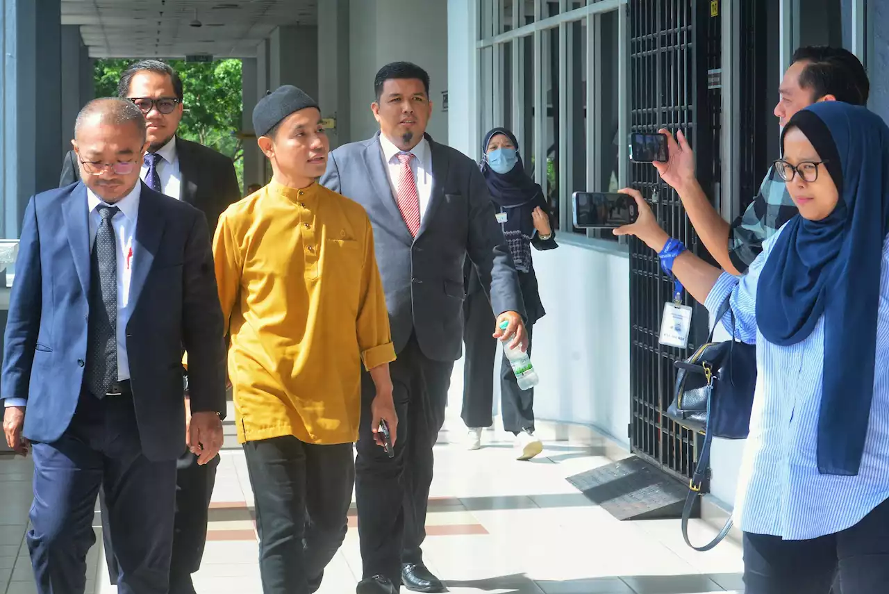 'Saya tidak percaya PU Azman lakukan perbuatan itu' - Saksi kedua