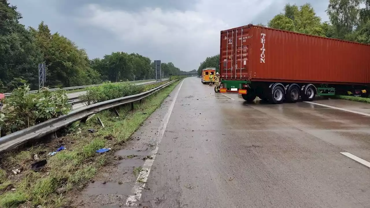 kraftstoff ausgelaufen: a27 bei bremerhaven voll gesperrt