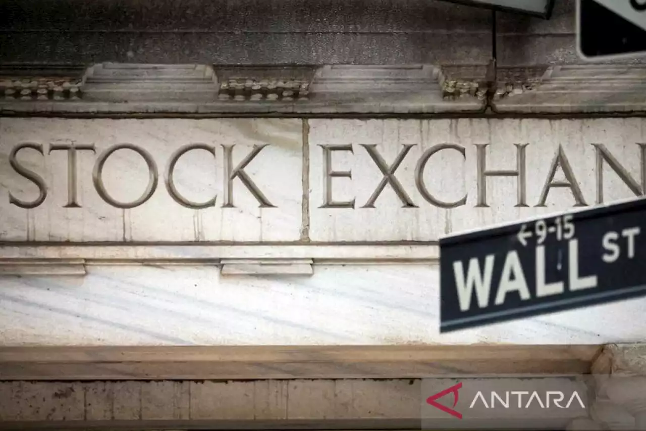 Wall St ditutup naik jelang keputusan Fed, pendapatan teknologi besar