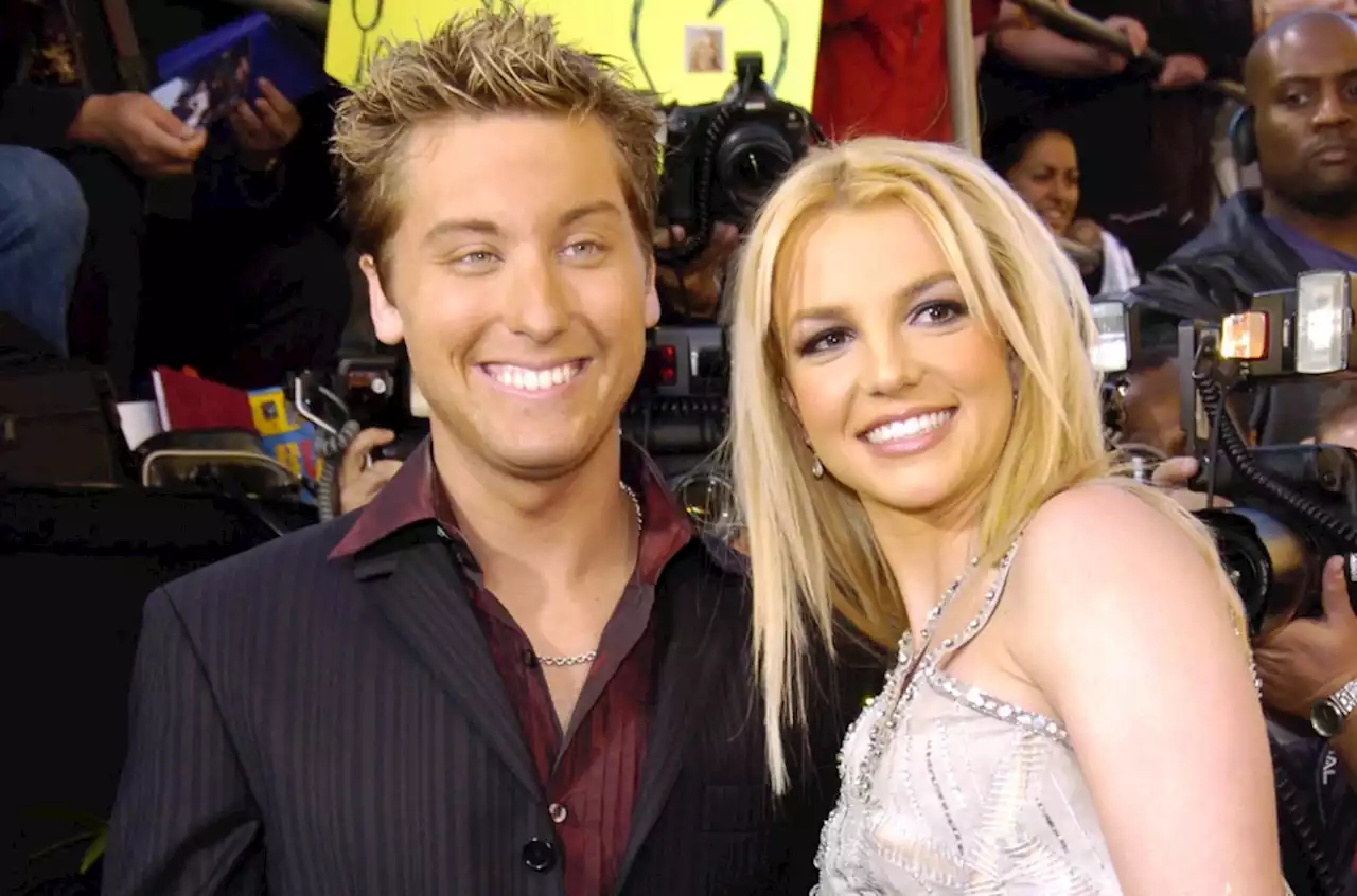 Britney Spears Meets Lance Bass’ Children and Dubs Herself a ‘New Auntie’