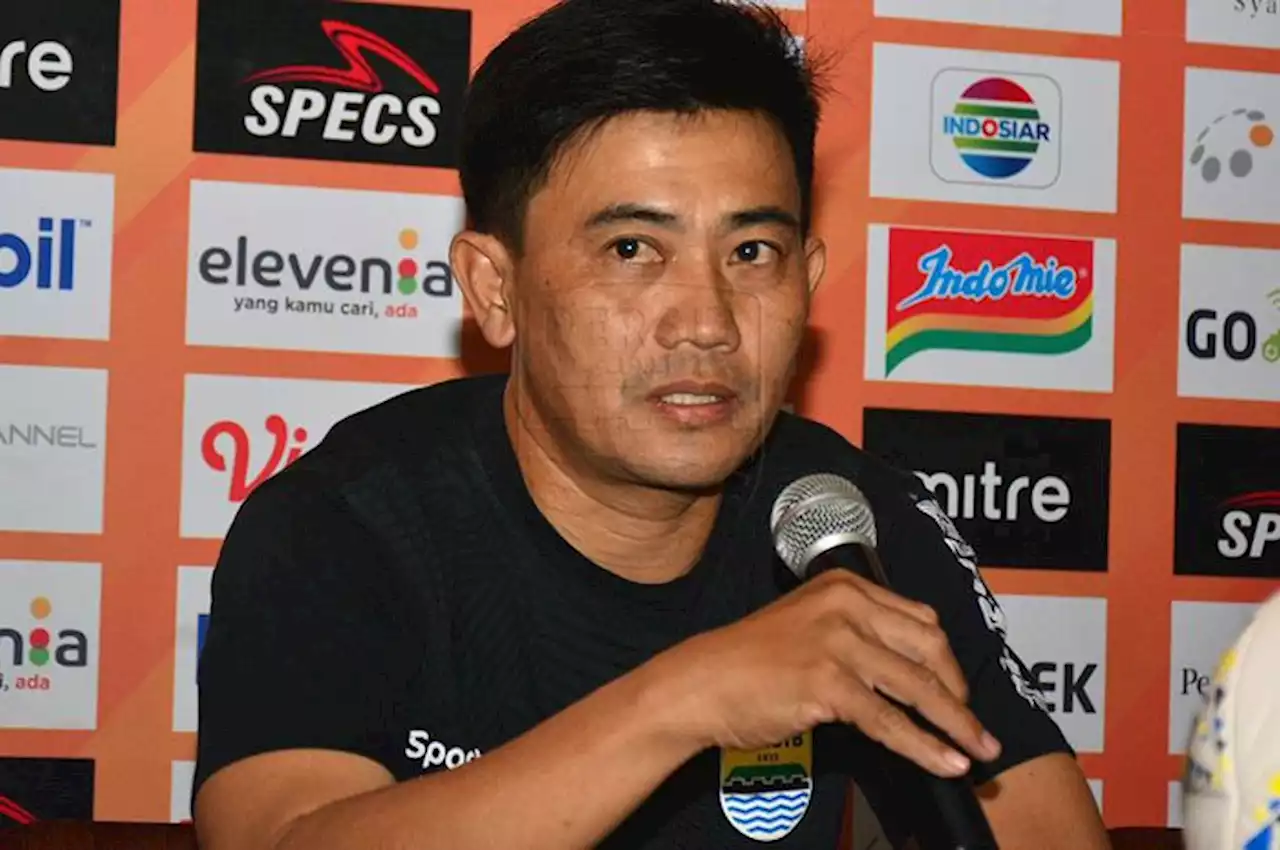 Yaya Sunarya Kenang Momen Pertama Kali Jadi Caretaker Persib: Lutut Saya Gemetar - Bolasport.com