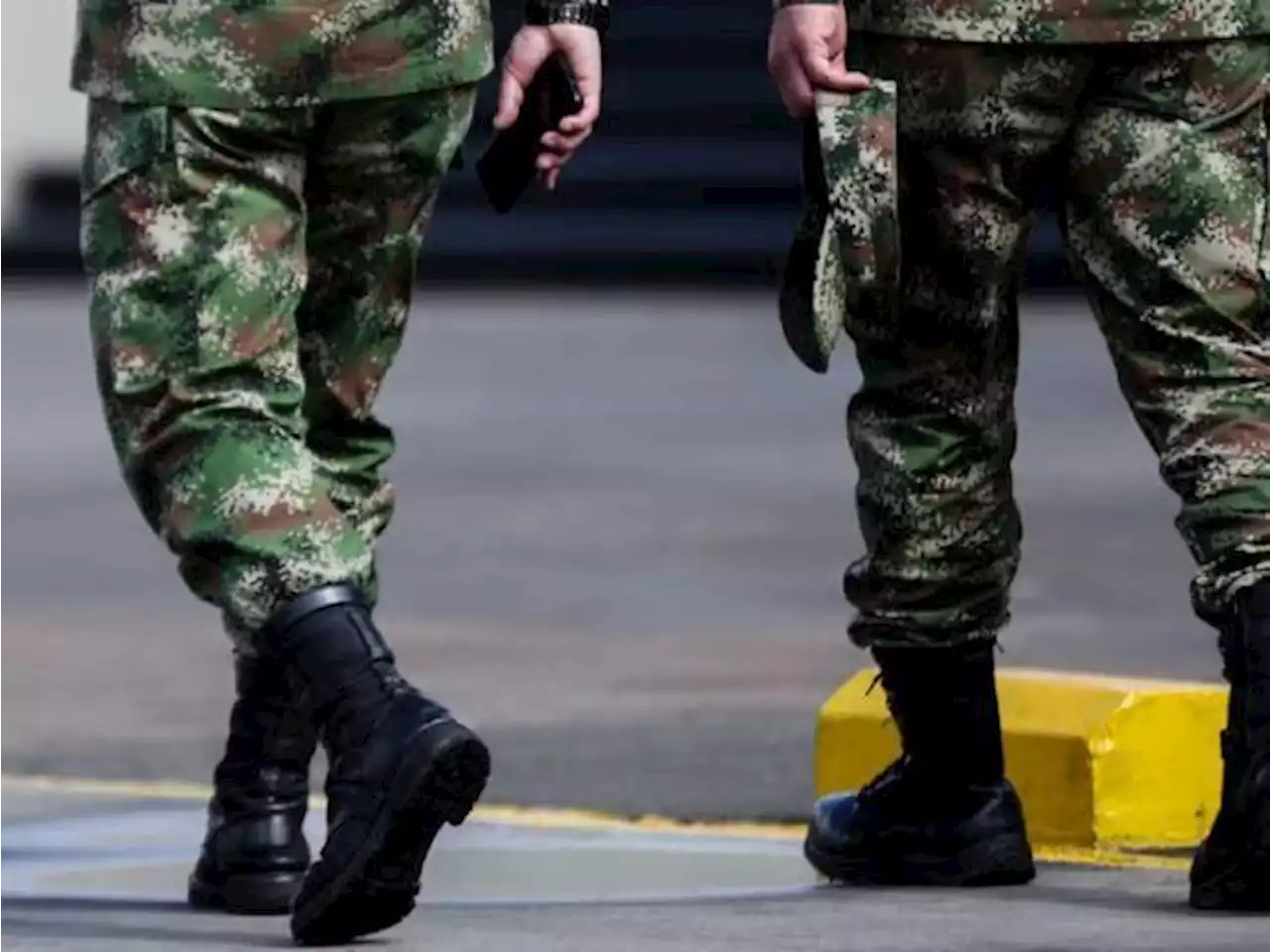 Relevan de su cargo a mayor del Ejército señalado de abusar a una joven soldado