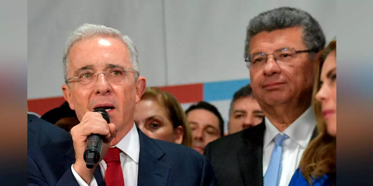 Expresidente Uribe denuncia que su abogado, Jaime Granados tuvo que salir del país por amenazas