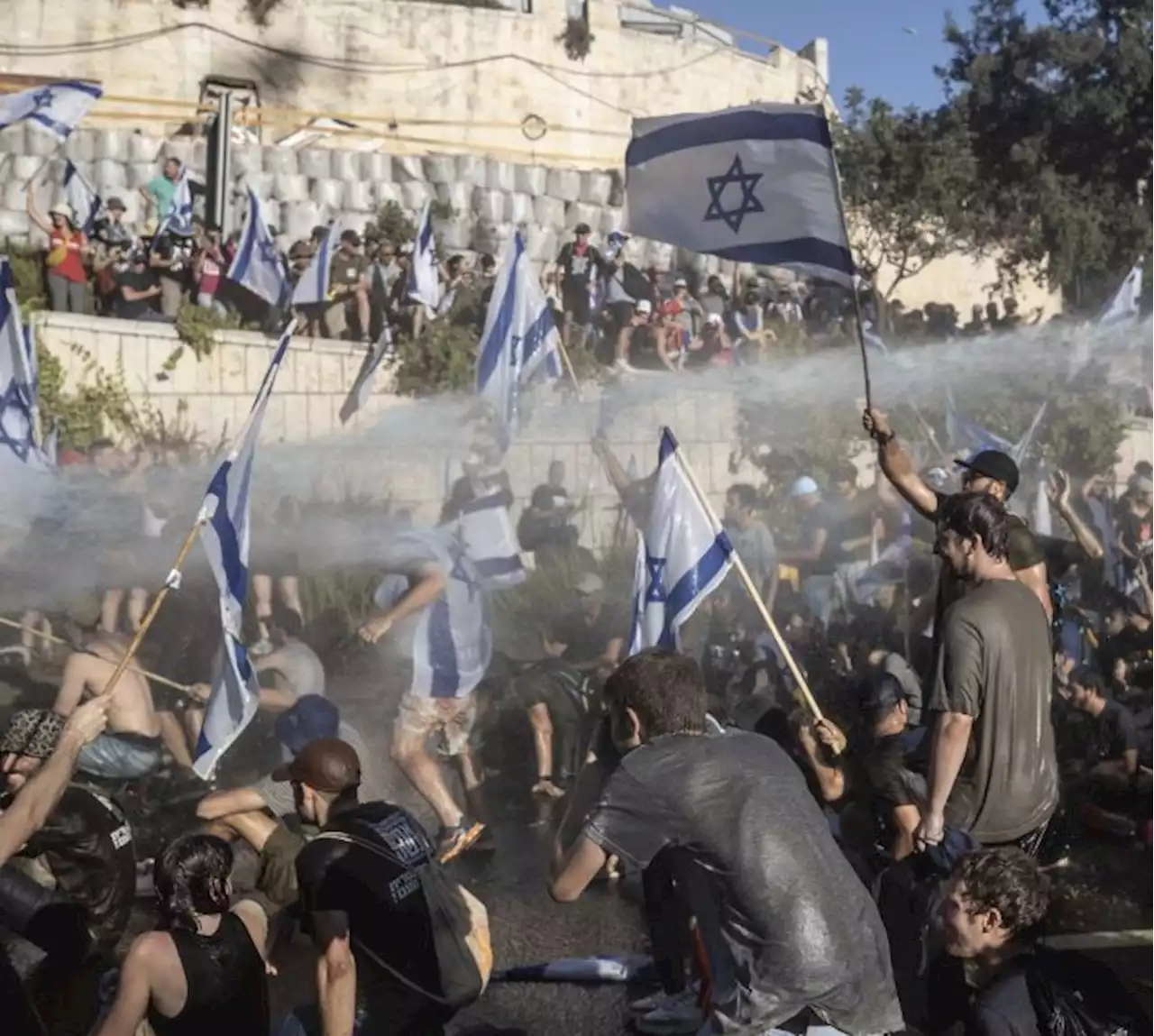 Polícia prende 40 pessoas após protestos em Israel