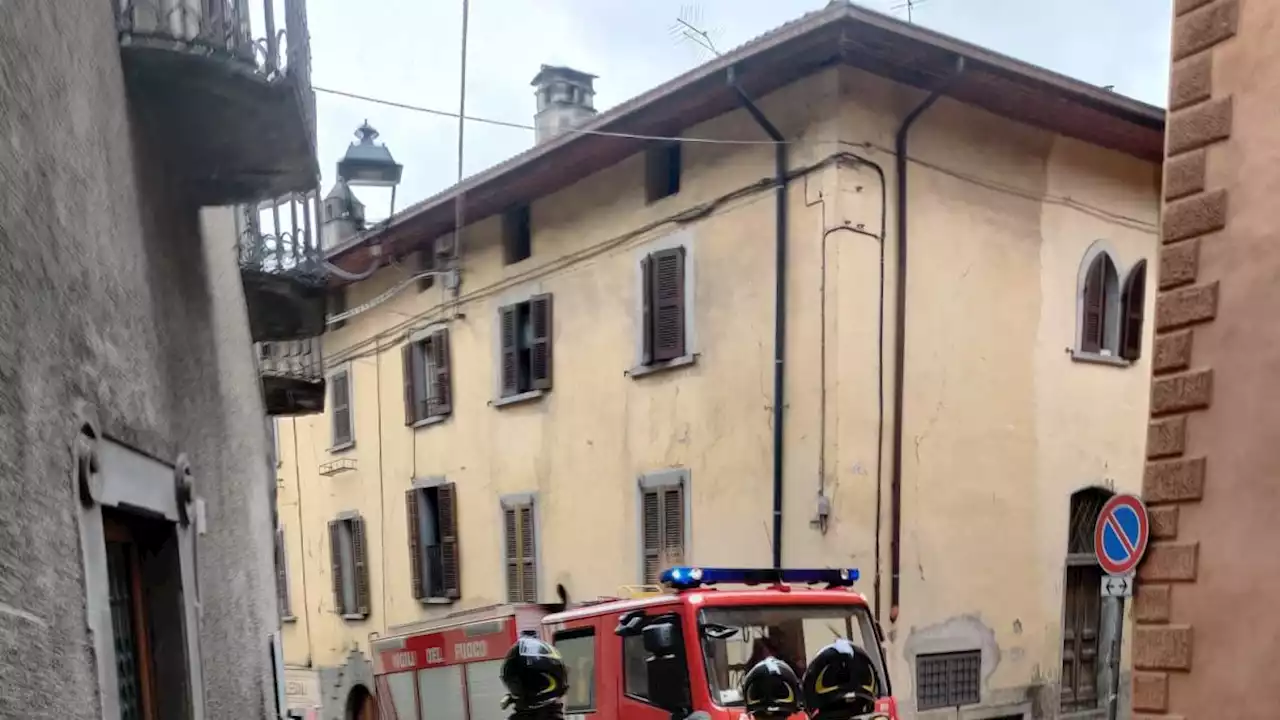 Maltempo a Brescia, morta una ragazza di 16 anni colpita da un albero in un campo scout a Cedegolo