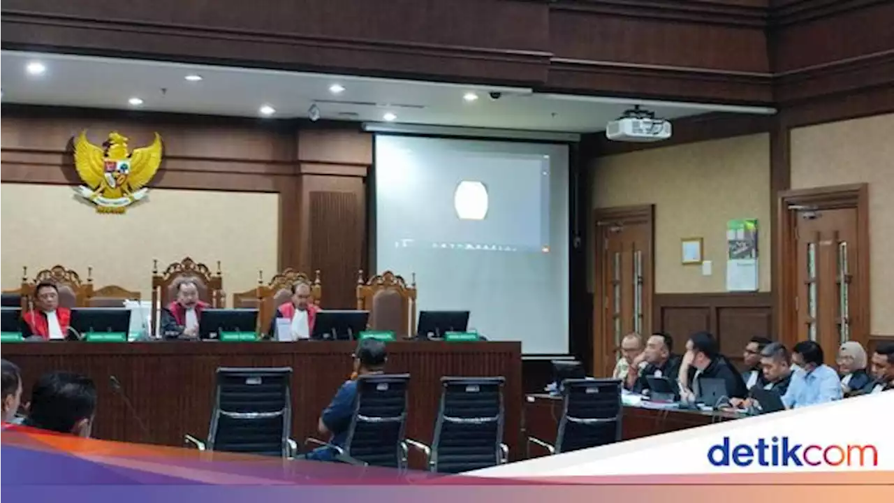 Pejabat Bakti Berbelit soal Rp 300 Juta di Kasus BTS, Hakim sampai Istigfar